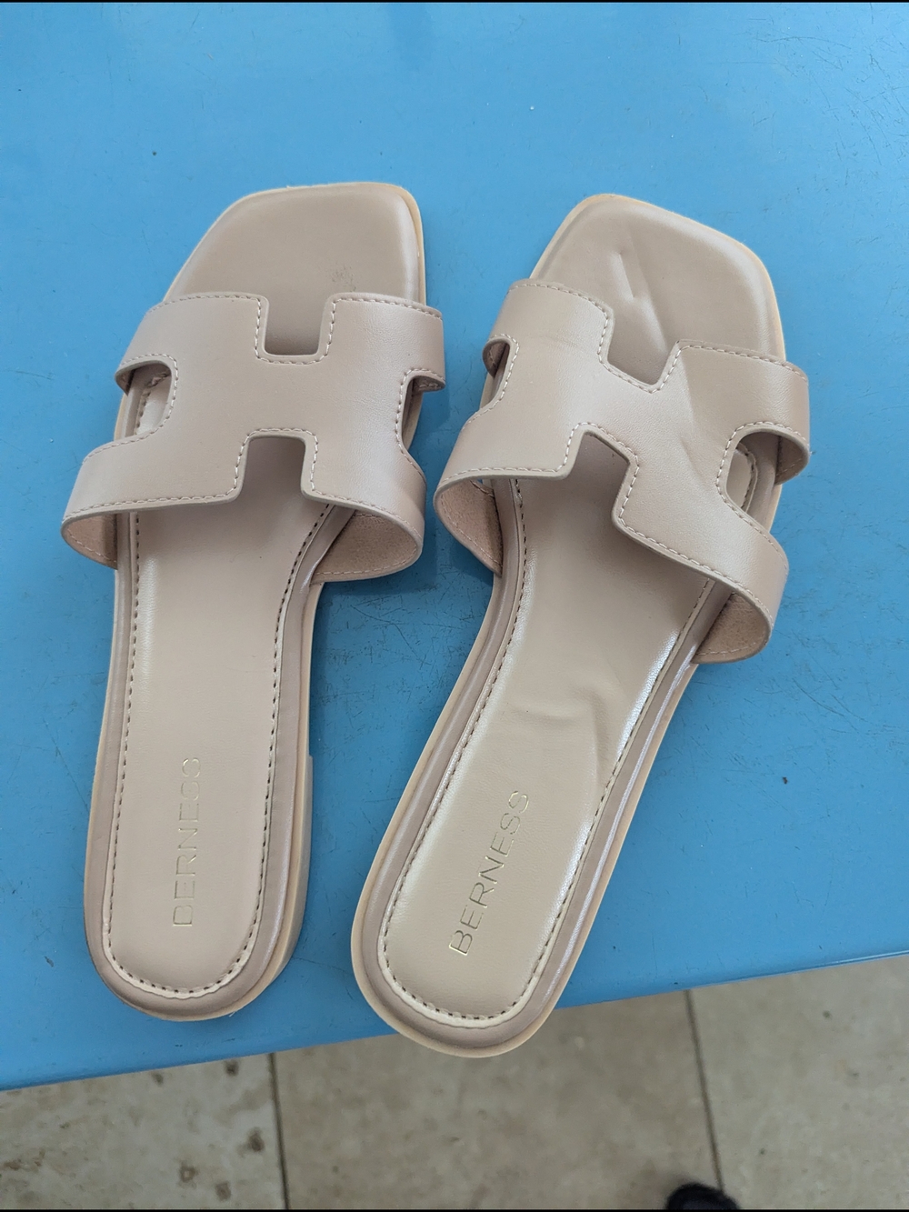 Berness Women’s Neutral Beige Slide Sandals